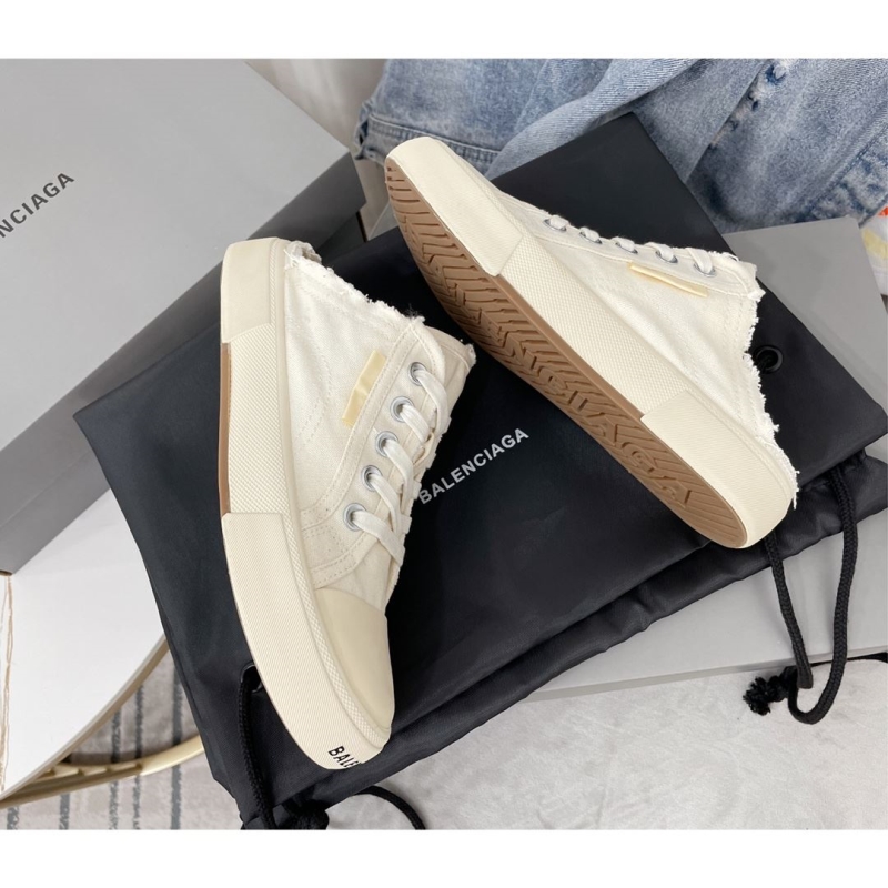 Balenciaga Casual Shoes